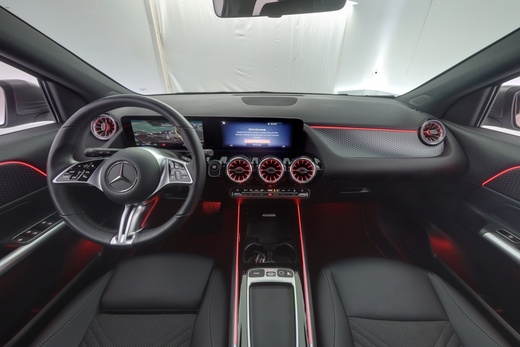 Mercedes-Benz EQA vaihtoauto