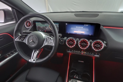 Mercedes-Benz EQA vaihtoauto