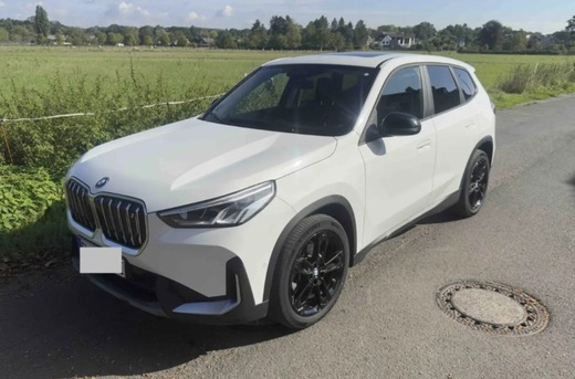 BMW iX1 vaihtoauto