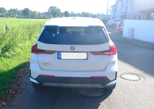 BMW iX1 vaihtoauto