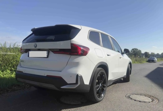 BMW iX1 vaihtoauto