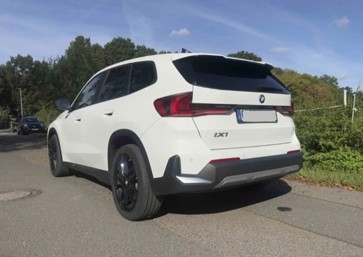 BMW iX1 vaihtoauto