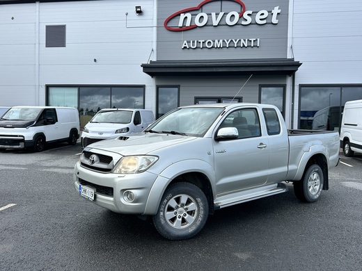 Toyota Hilux vaihtoauto
