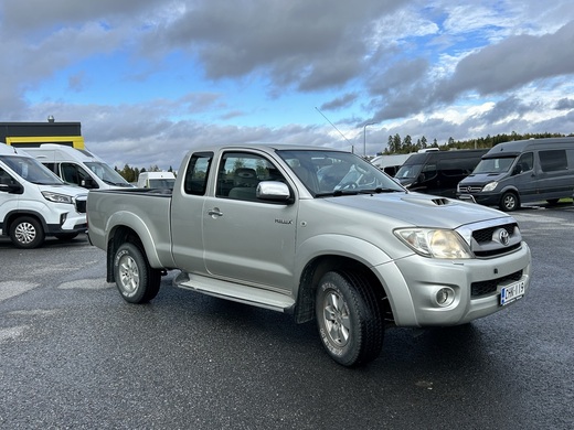 Toyota Hilux vaihtoauto