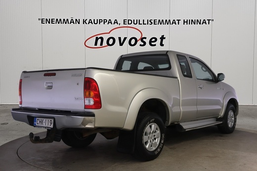 Toyota Hilux vaihtoauto