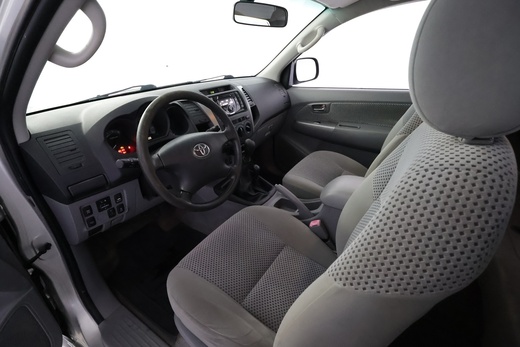 Toyota Hilux vaihtoauto