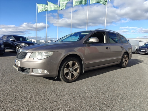Skoda Superb vaihtoauto