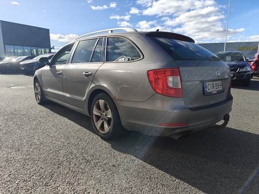 Skoda Superb vaihtoauto
