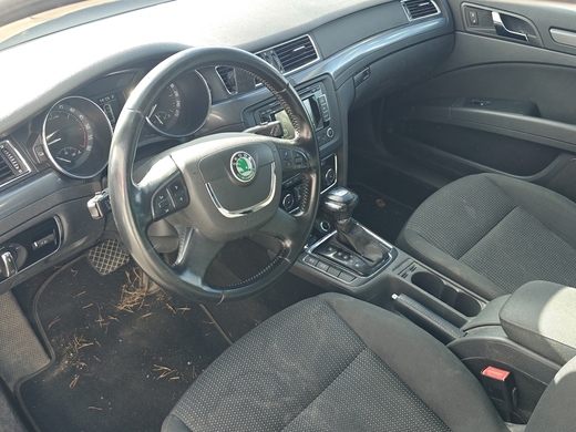 Skoda Superb vaihtoauto