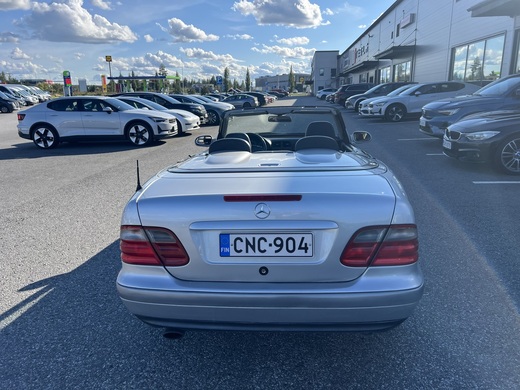 Mercedes-Benz CLK vaihtoauto