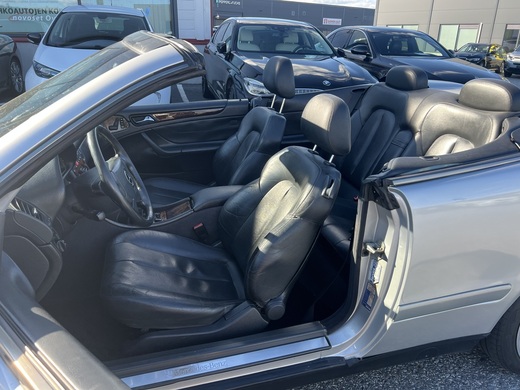 Mercedes-Benz CLK vaihtoauto
