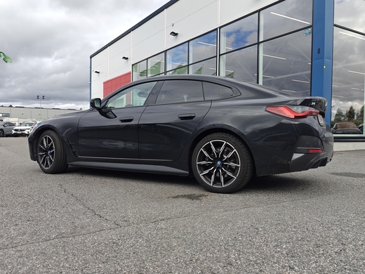 BMW i4 vaihtoauto