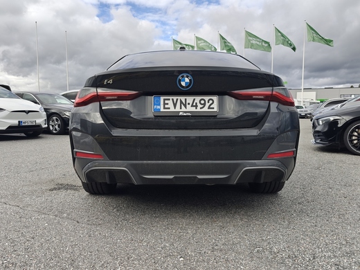 BMW i4 vaihtoauto