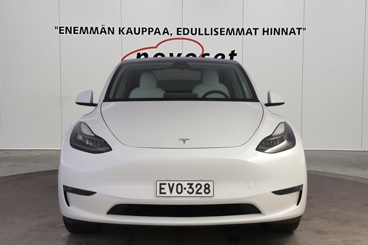 Tesla Model Y vaihtoauto