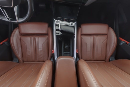 Audi Q8 e-tron vaihtoauto