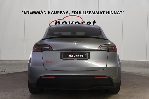 Tesla Model Y vaihtoauto