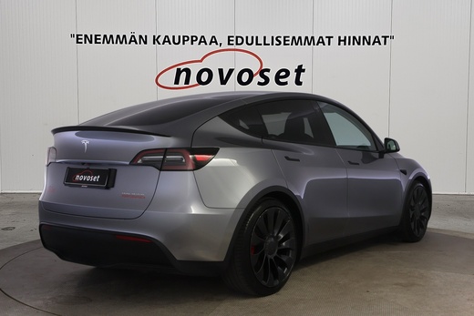Tesla Model Y vaihtoauto