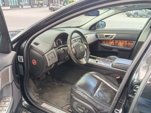 Jaguar XF vaihtoauto