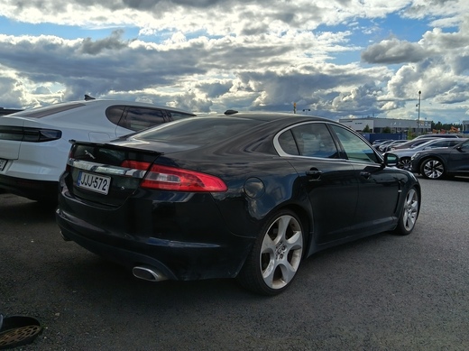 Jaguar XF vaihtoauto