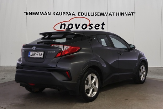 Toyota C-HR vaihtoauto