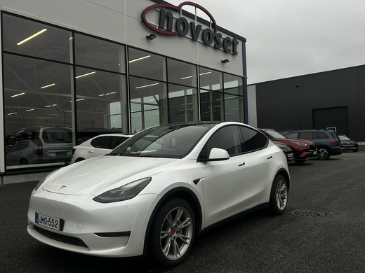 Tesla Model Y vaihtoauto