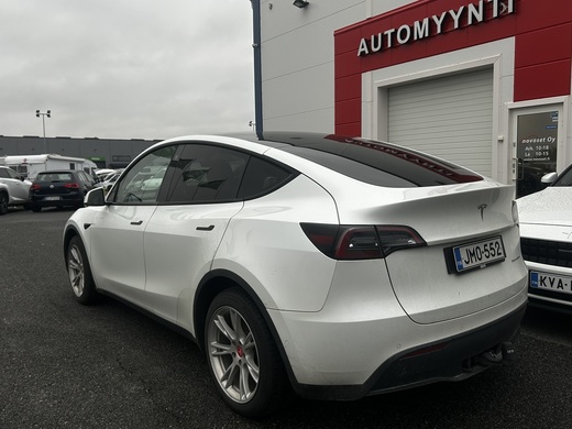 Tesla Model Y vaihtoauto