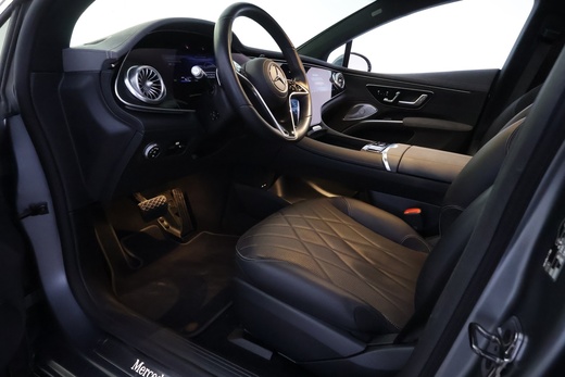 Mercedes-Benz EQS vaihtoauto