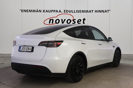 Tesla Model Y vaihtoauto