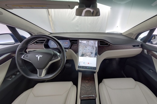 Tesla Model X vaihtoauto