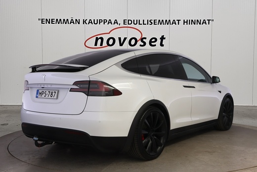 Tesla Model X vaihtoauto