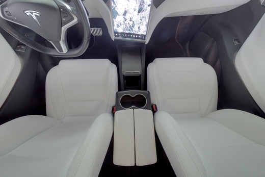 Tesla Model X vaihtoauto