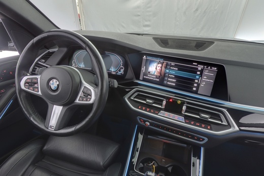 BMW X5 vaihtoauto