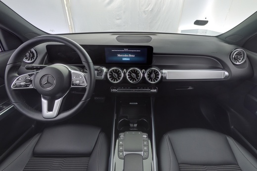 Mercedes-Benz EQB vaihtoauto
