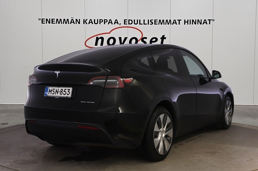 Tesla Model Y vaihtoauto