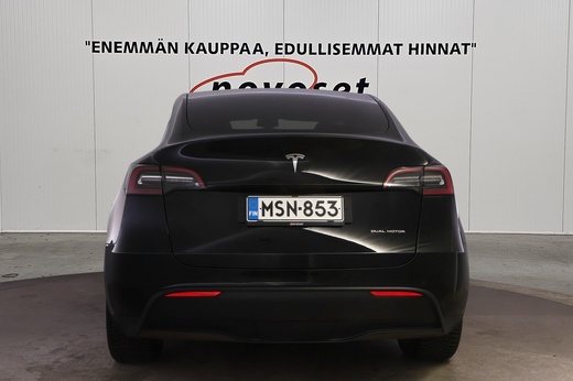 Tesla Model Y vaihtoauto