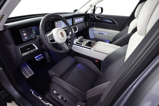 Hongqi E-HS9 vaihtoauto