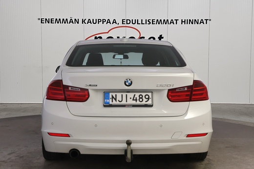 BMW 320 vaihtoauto