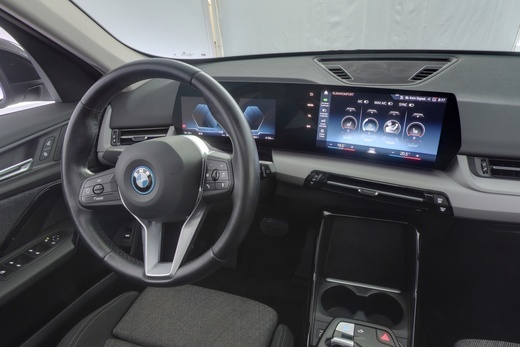 BMW iX1 vaihtoauto