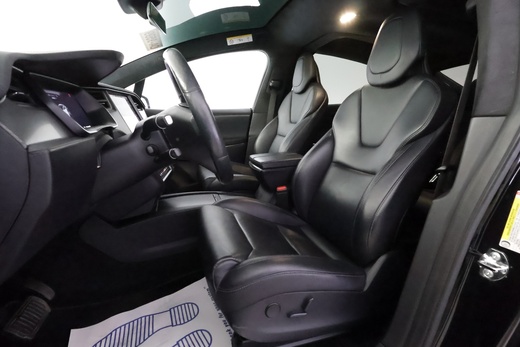 Tesla Model X vaihtoauto