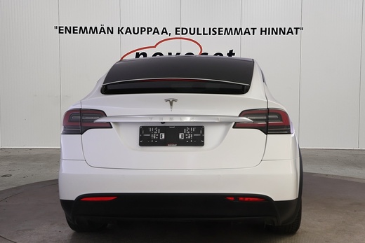 Tesla Model X vaihtoauto