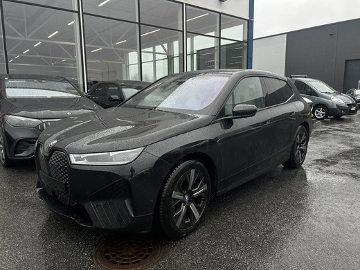 BMW iX vaihtoauto