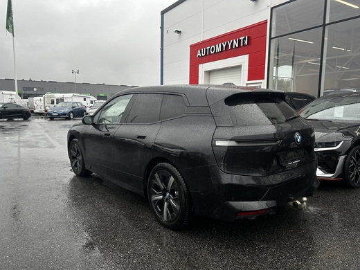BMW iX vaihtoauto