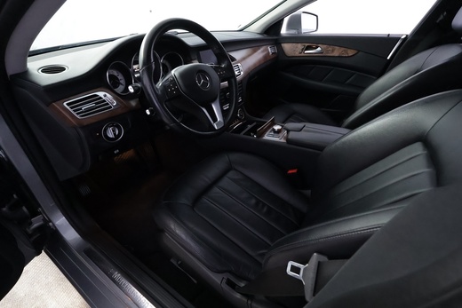 Mercedes-Benz CLS vaihtoauto