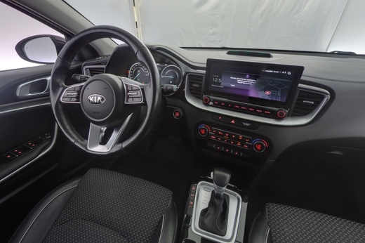 Kia XCeed vaihtoauto