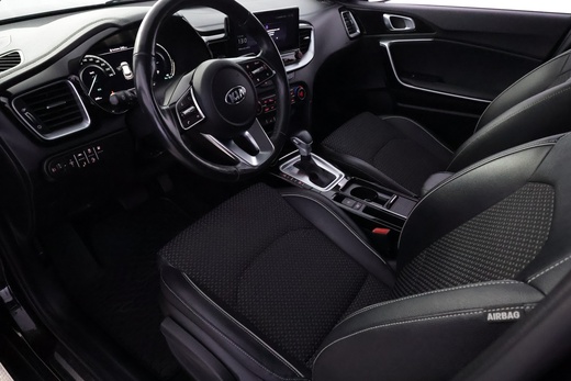 Kia XCeed vaihtoauto