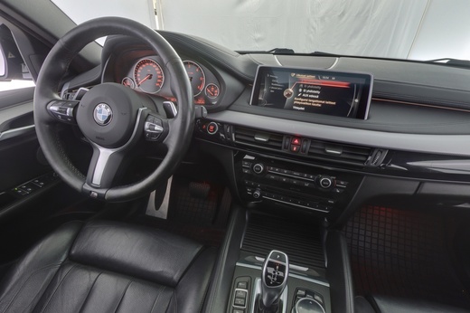 BMW X6 vaihtoauto
