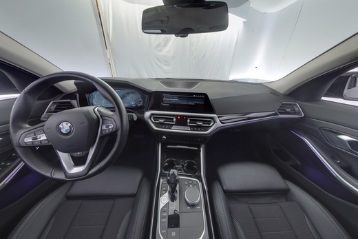 BMW 330 vaihtoauto