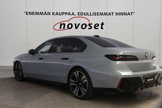 BMW i7 vaihtoauto