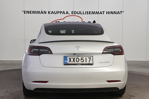 Tesla Model 3 vaihtoauto