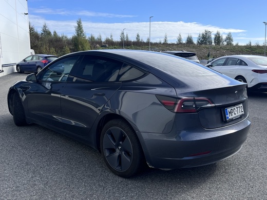 Tesla Model 3 vaihtoauto